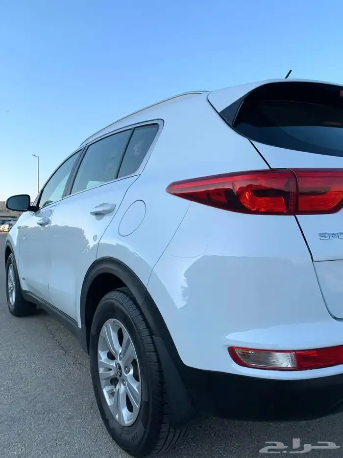 كيا سبورتاج ( بنزين) 2018 دبل 2.4 سعودي 3