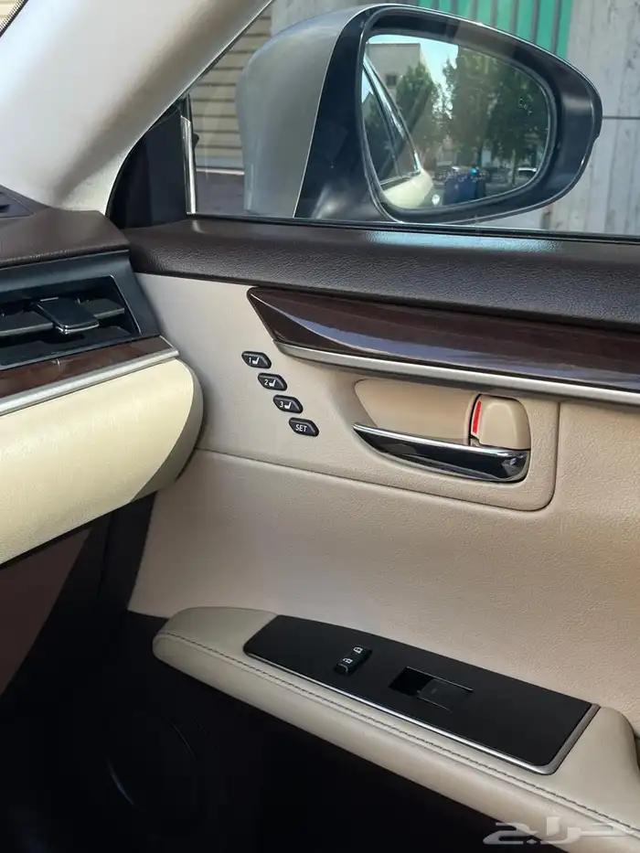 لكزس ES 2016 DD فل كامل 30