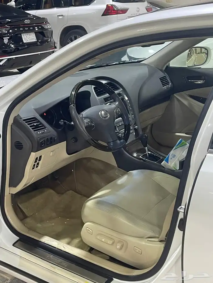 لكزس ES 350 بنزين موديل 2012 5