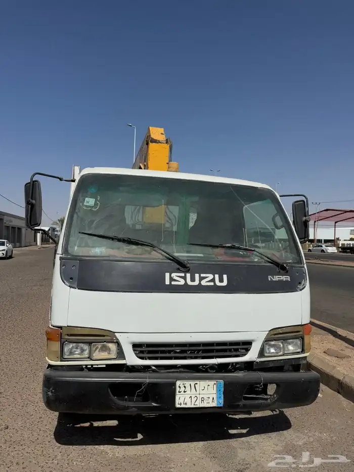 للبيع دينا ايسوزو ونش 4