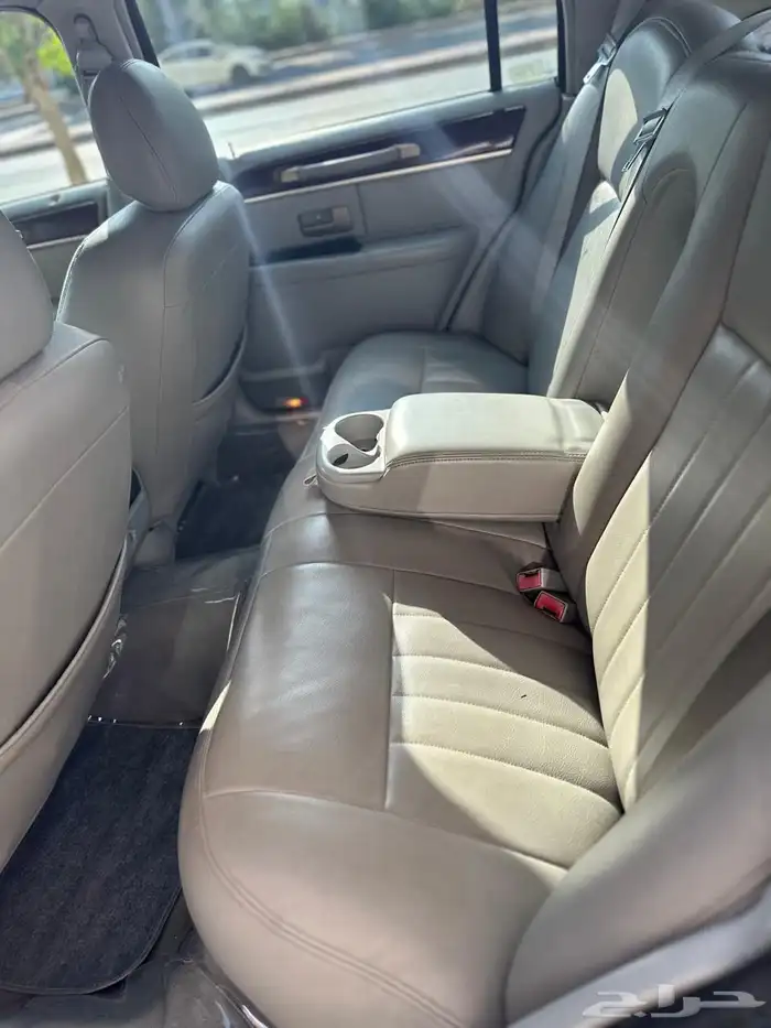 لينكون تاون كار 2006 شرط 12