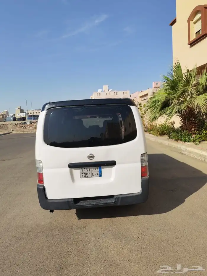 باص نيسان 2007 3