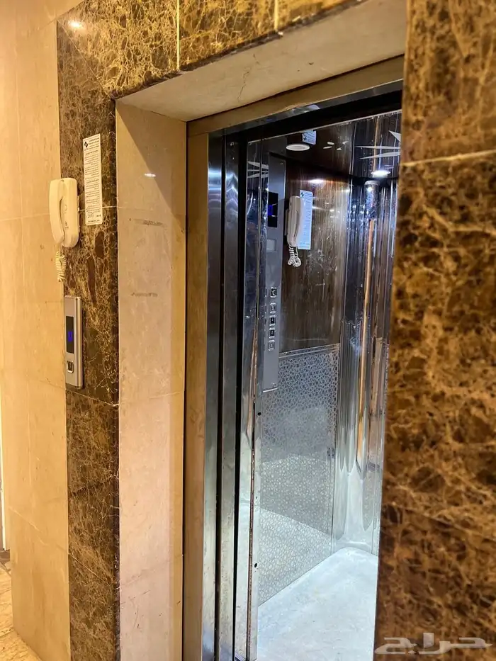 للبيع شقه جده حي السلامه 2 2