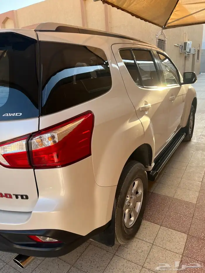 جيب إيسوزو 2021 للبيع 3