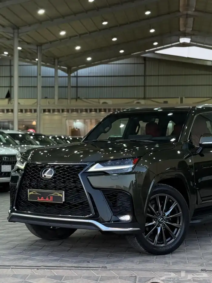 لكزس - 2023 - LX600 - اف اسبورت - فل كامل 5