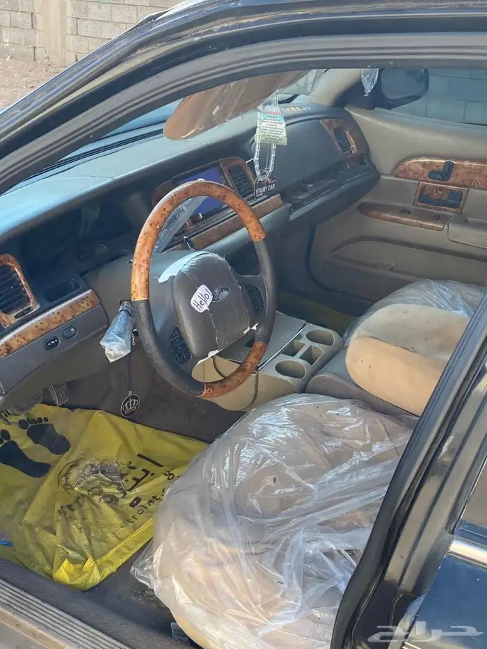 فورد فكتوريا قطع غيار 2003 3