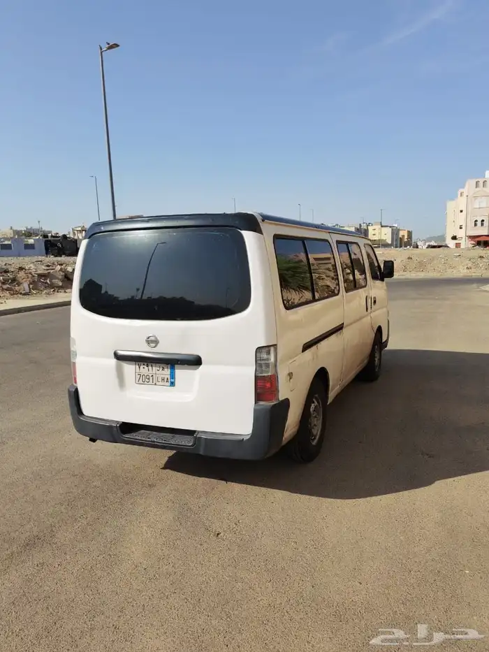 باص نيسان 2007 6