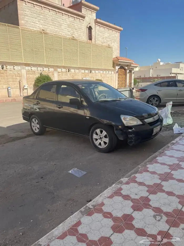 سيارة سزوكي للبيع 1