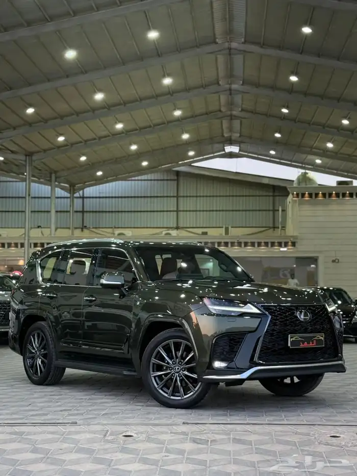 لكزس - 2023 - LX600 - اف اسبورت - فل كامل 1