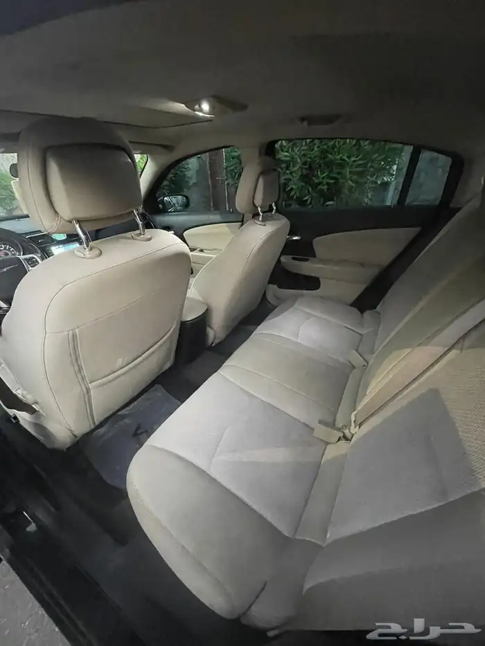 كرايسلر c200 2012 للبيع 4