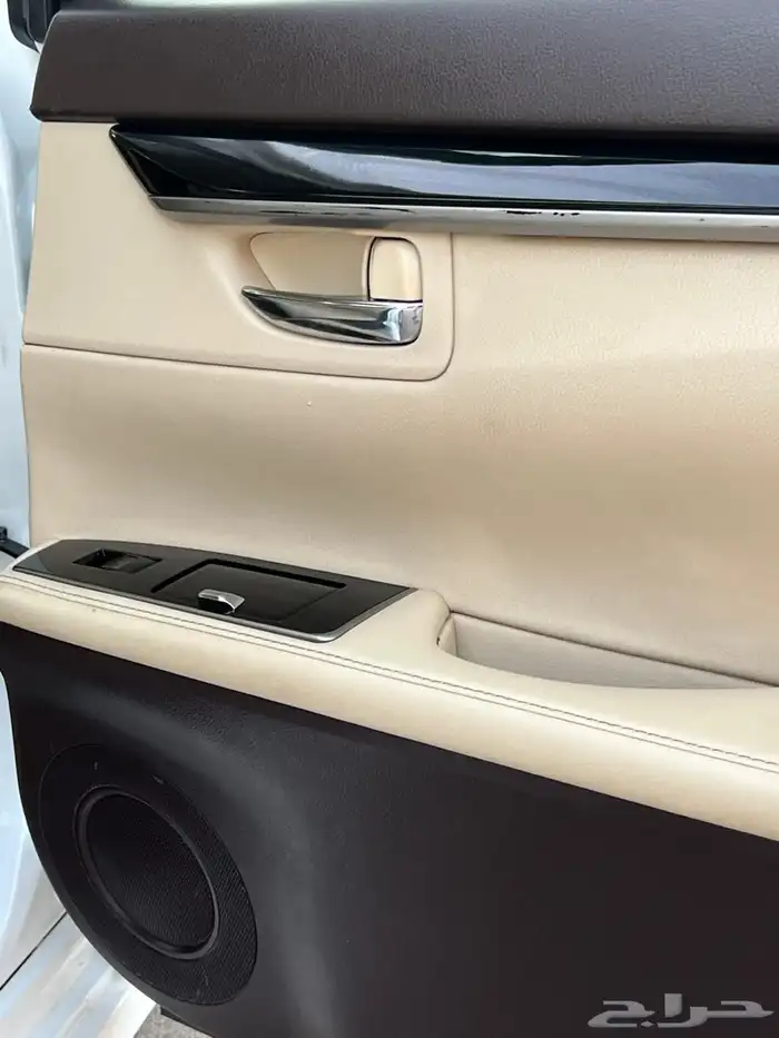 لكزس ES350 2016 (( بحالة ممتازة )) 31