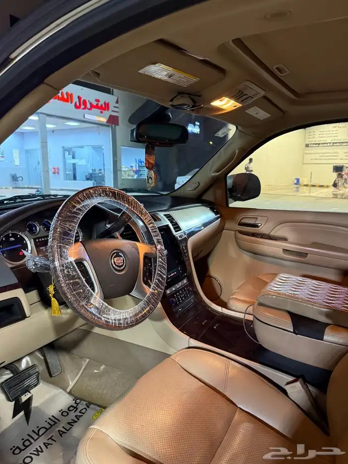 كاديلاك إسكاليد 2009 نظيف للبيع 10