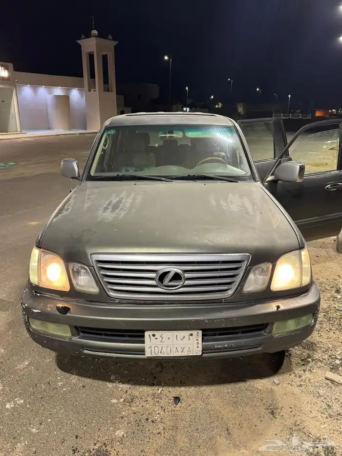 جيب لكززس LX470 موديل 2006 4