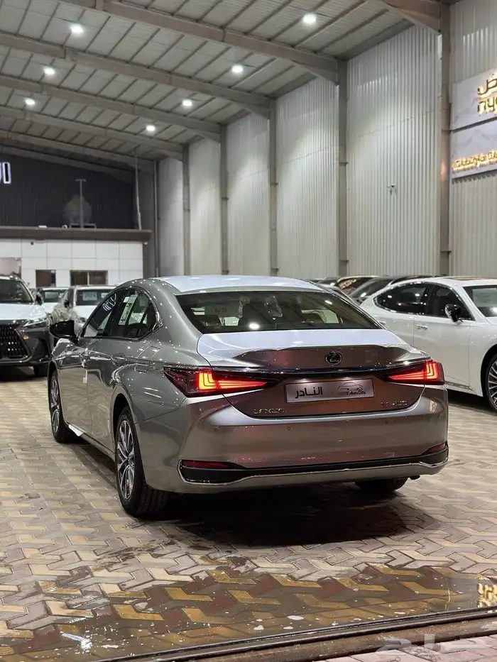 لكزس Es250 AA سعودي 25 كاش اقساط 7