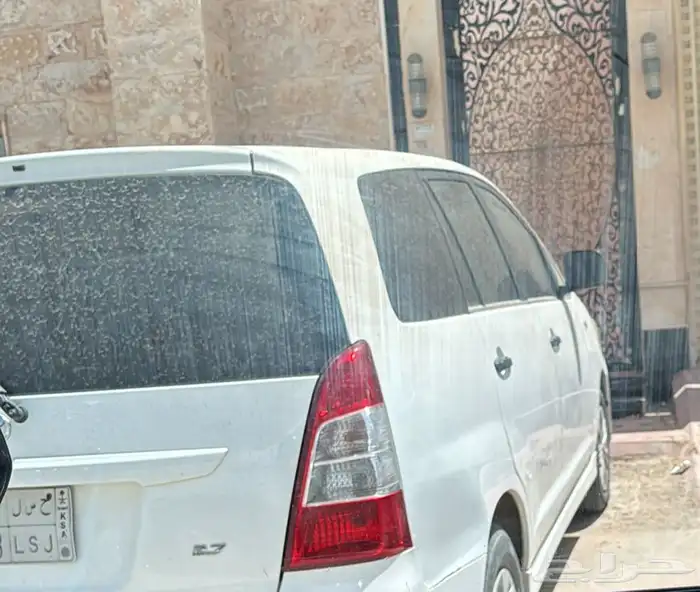 اينوفا 2014 قير عادي بدي بلد  نظيف وشرط 0