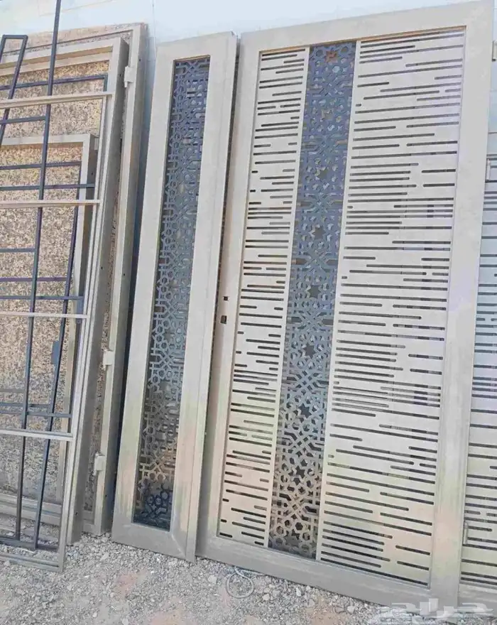 حداد ابوب شبكيك حديد زيجاج سكريت ابوب دكيور حديد 7