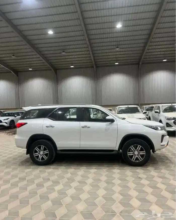 تويوتا فورتشنر GX2 بدون دبل 2025 4