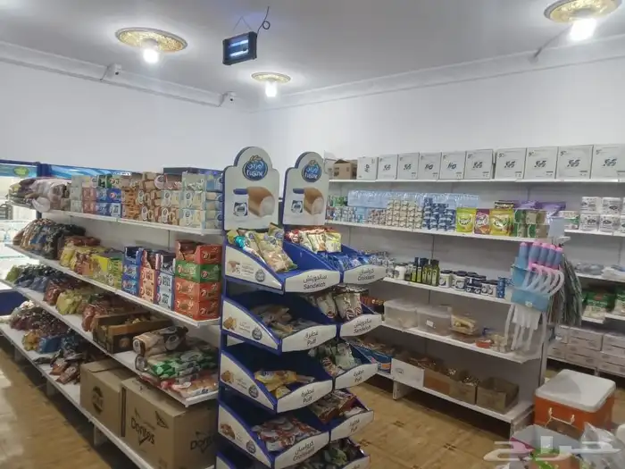 بقالة للبيع. 1