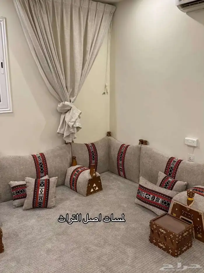 مساند خشب تراثية 0