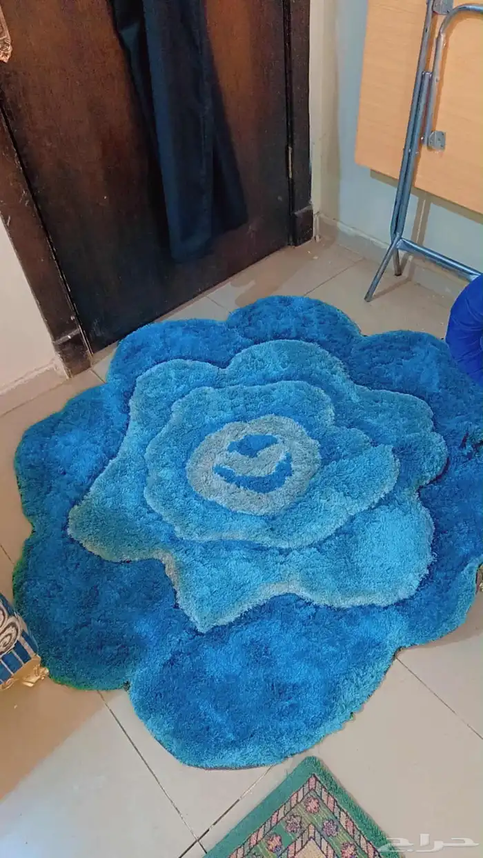 طقم كنب للبيع المستعجل شرط أخذه الصباح 0