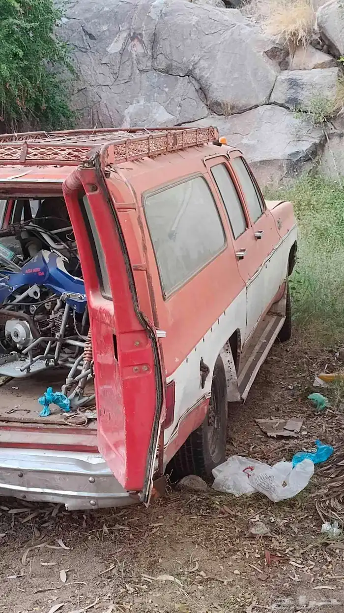 سياره قديمه GMC1987 4