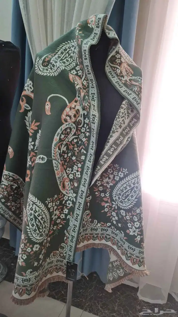 قمصان وشالات شتوي 1