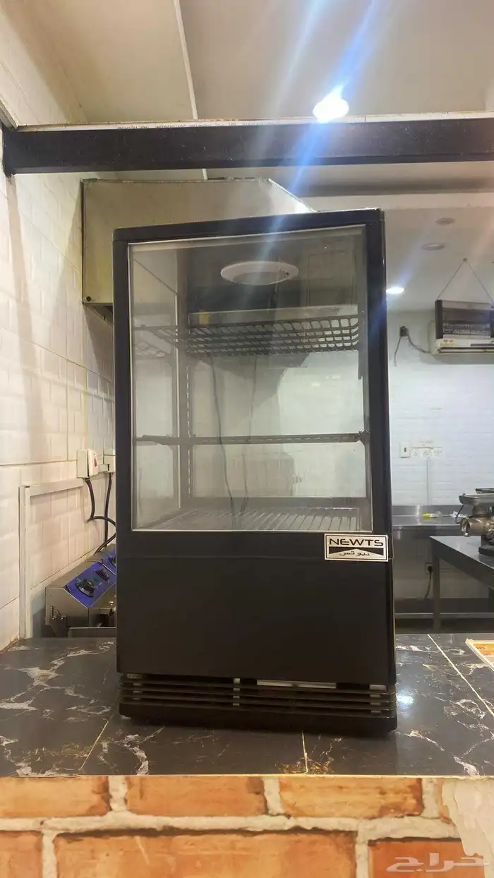 أغراض مطعم كامله للبيع 3