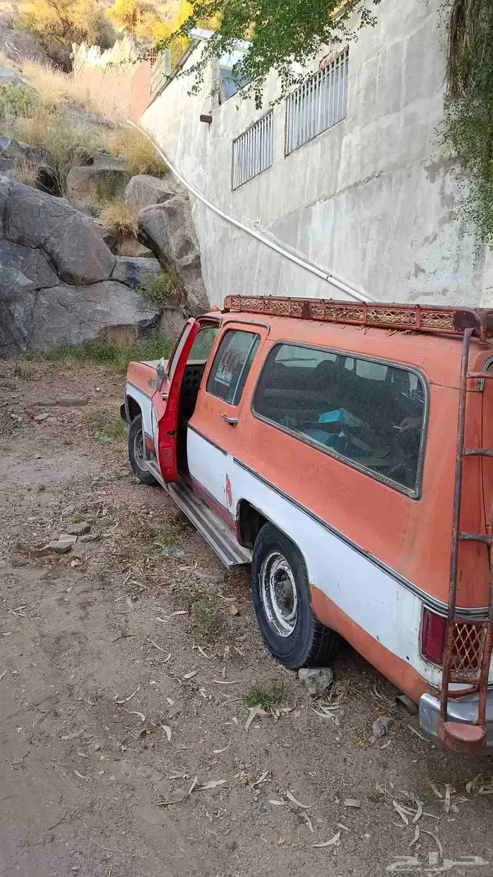 سياره قديمه GMC1987 5