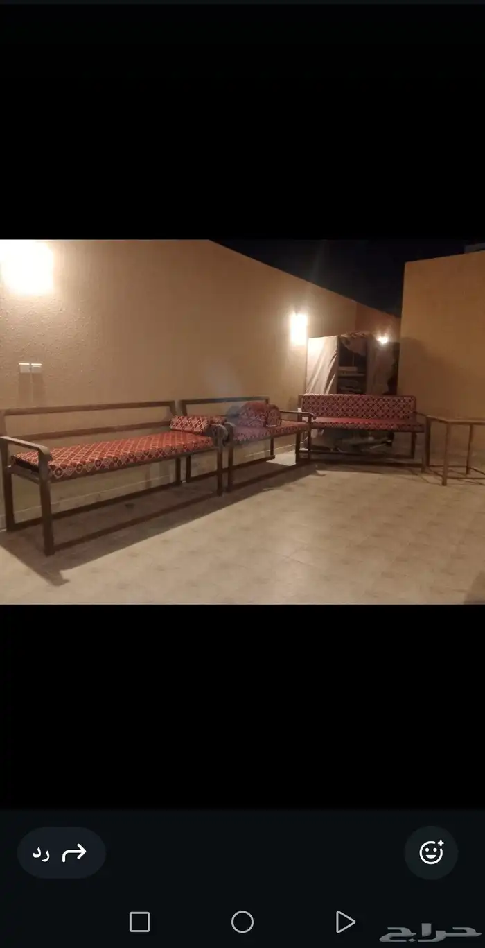 ثلاثه كراسي مع الفراشات مع الطاوله للبيع 0