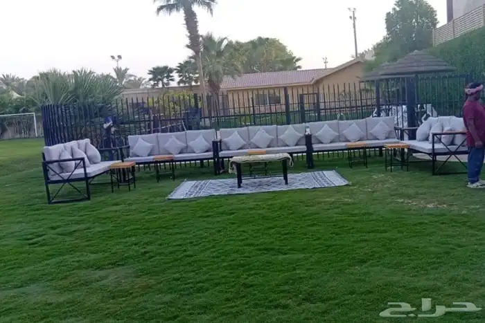 تجير كراسي وطاولات تاجيركنب زل يوجد لد ينا قهوجين وصبابين 2