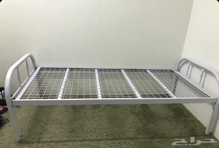 متوفر لدينا   سرير دورين السعر 200  سرير حديد دور واحد السعر 5