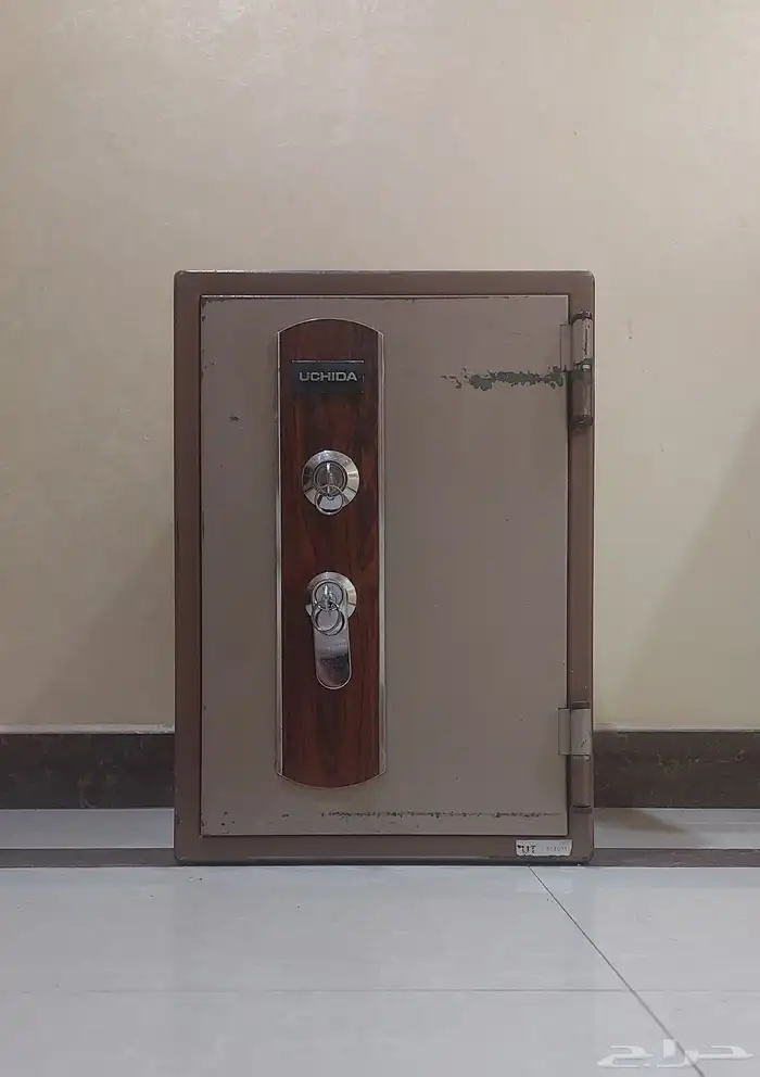 خزنه تجوري المقاس وسط 0