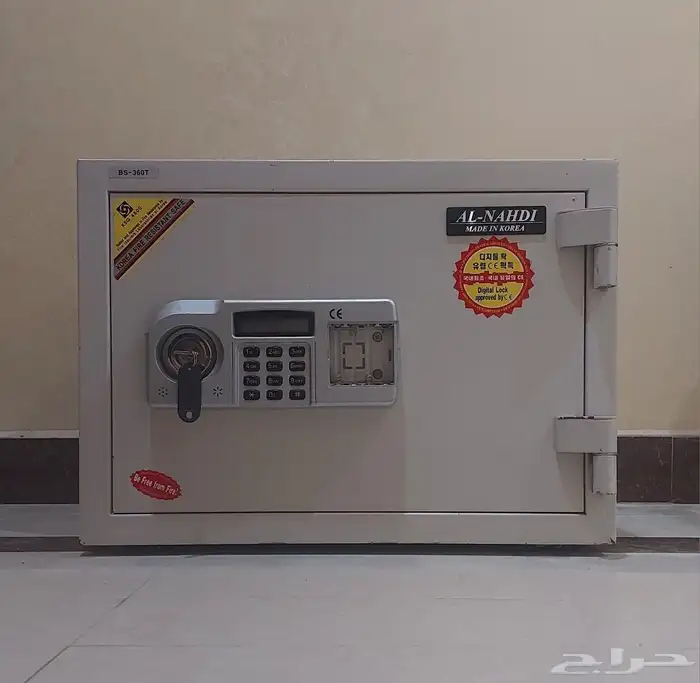 خزنه تجوري المقاس وسط 0