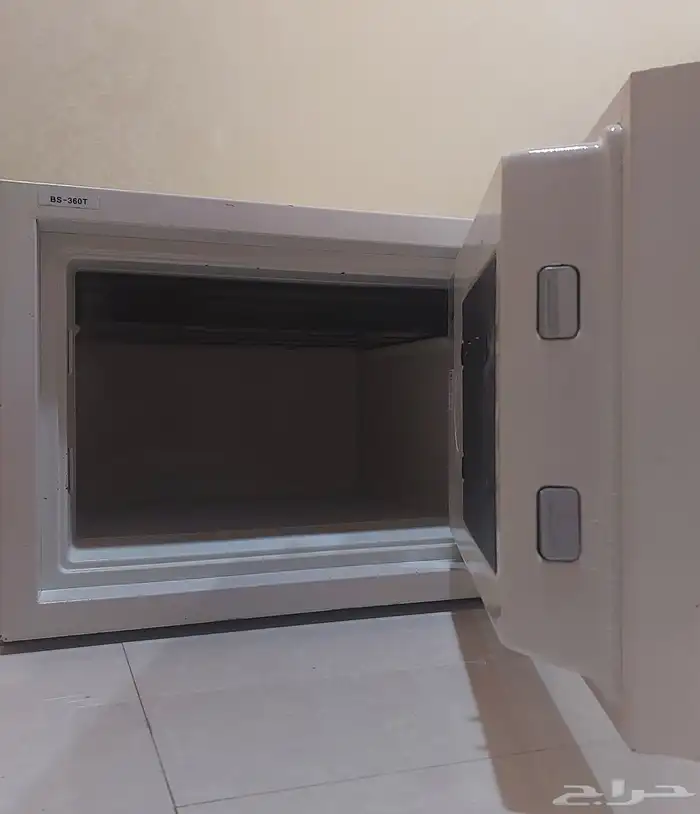 خزنه تجوري المقاس وسط 1