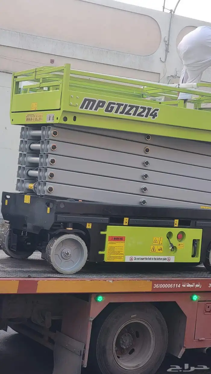 سيزرلفت8متر للايجار موديل حديث باسعار مناسبة اوراق تيوفي تأم 8