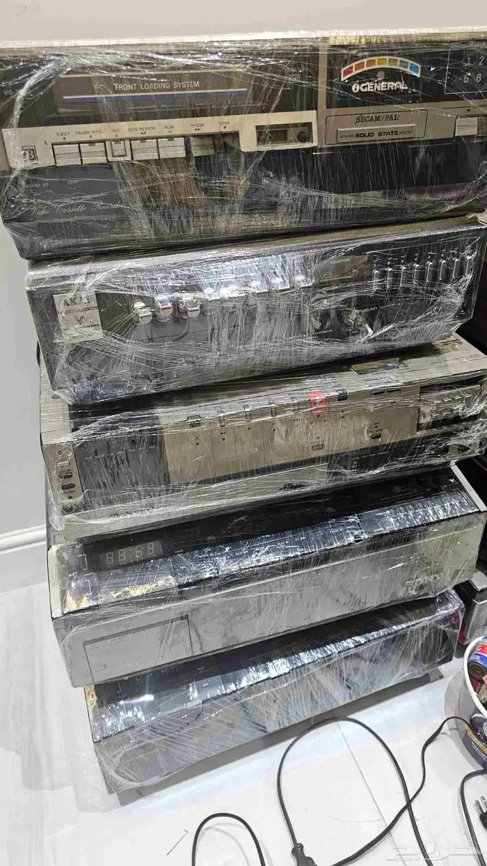 اجهزة فيديو قديمة كبير وصغير انتيك 2