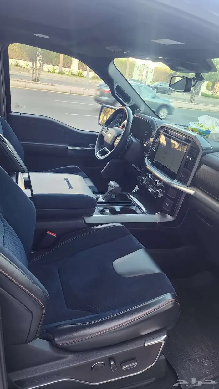 فورد رابتر 37 15