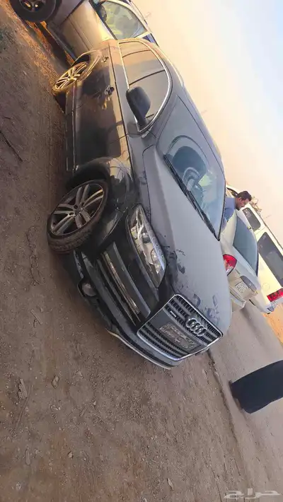 اودي Q7 للبيع قطع غيار فقط index