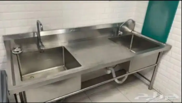 يوجد معدات وادوات مطعم للبيع. 0