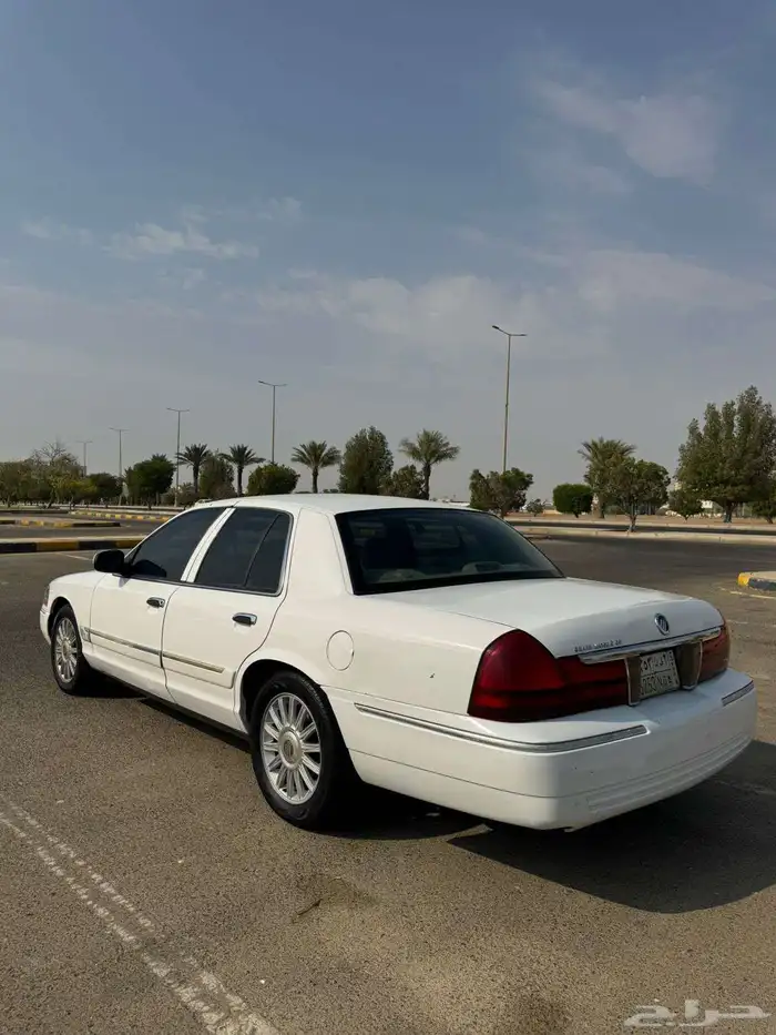 فورد جراند ماركيز 1