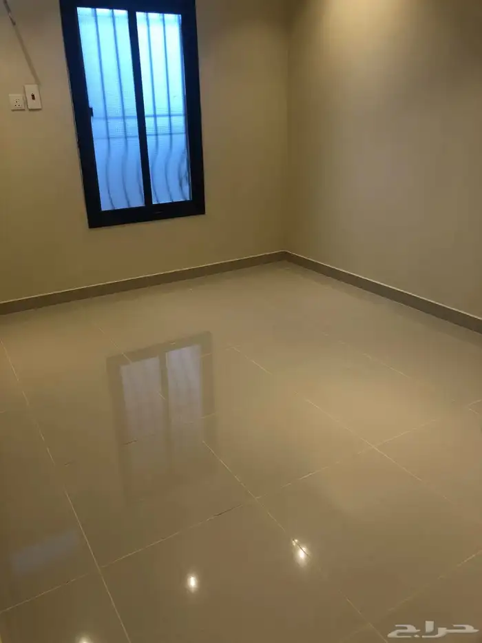 شقة للايجار السنوي حي البديع ابها 5