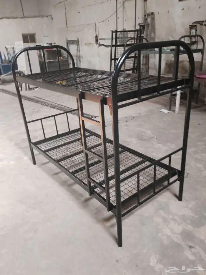 يوجد لدينا سراير عمال جميع انواع المفروشات جمله وتجزئه 9