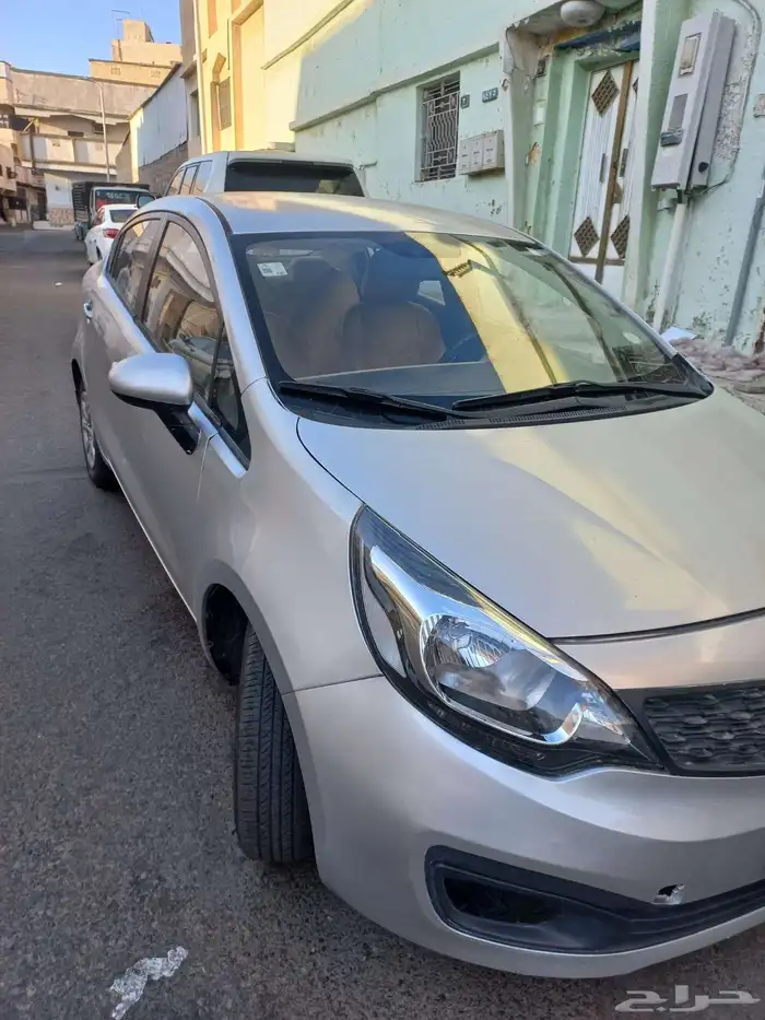 سيارة كيا ريو للبيع عليها سوم 13 1