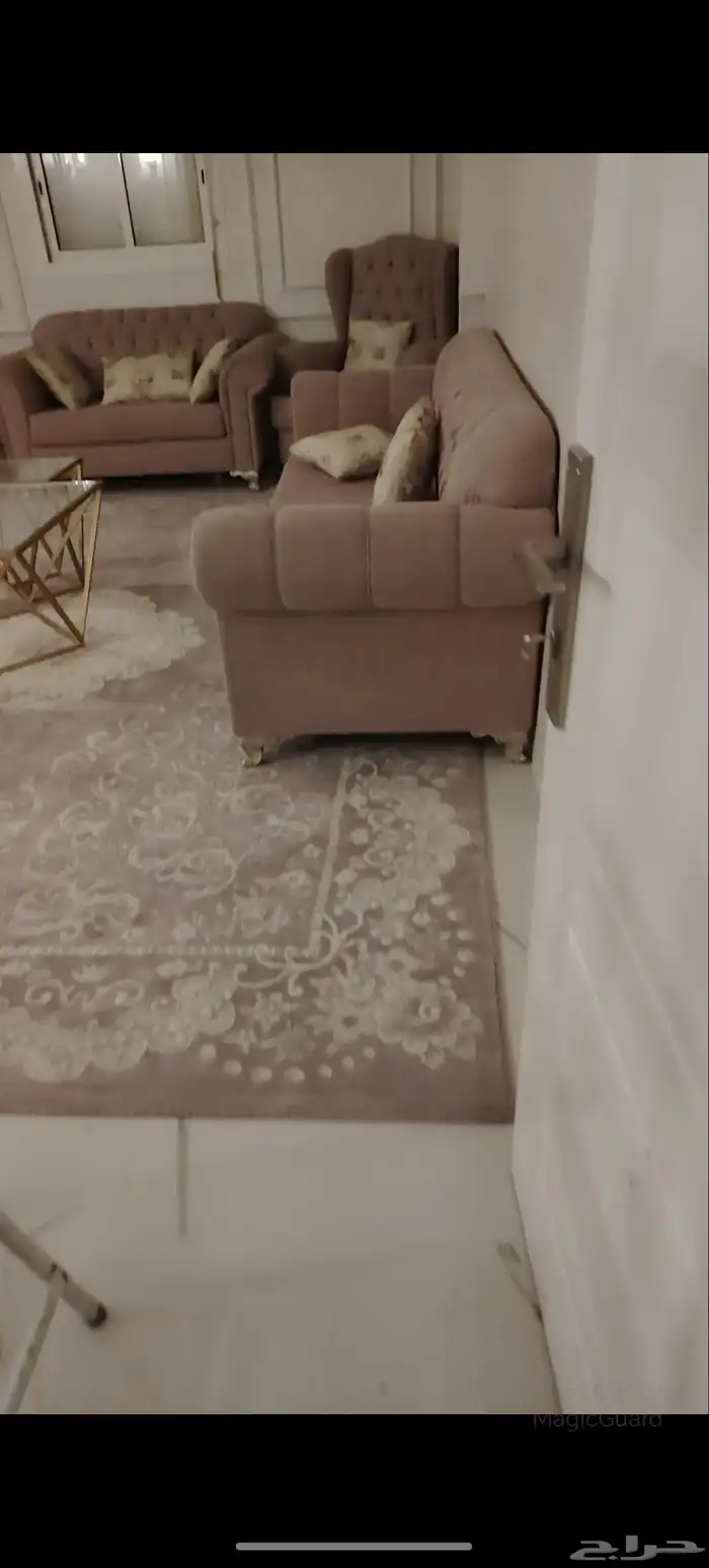 كنب ومجلس كامل 9 في 5 7