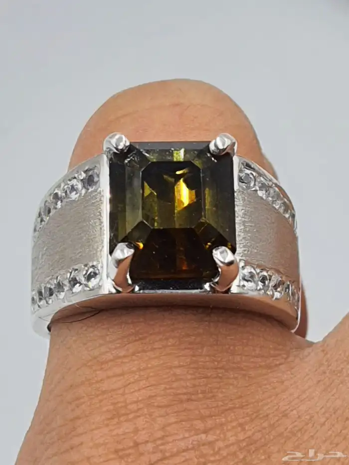 خاتم تورمالين سيرلانكي اخضر بشهادة 2