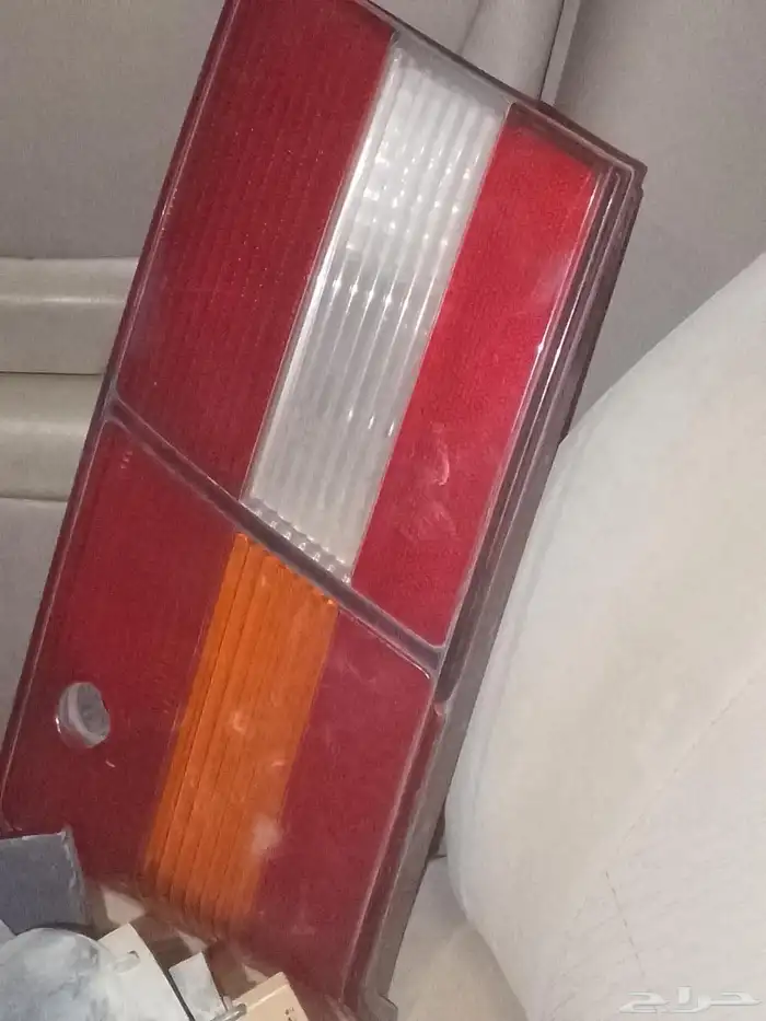 لكزس es300 موديل من 98الى2001 عليه 200 4