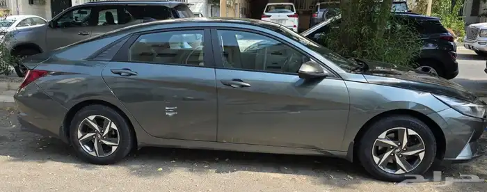 HYUNDAI ELANTRA 2
