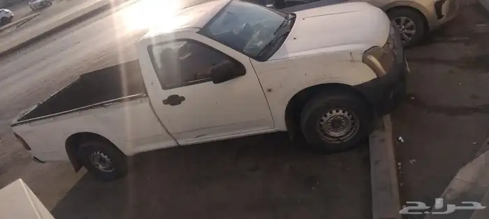 سياره ايسوزو موديل 2006 0