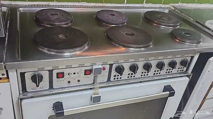 صيانه جميع انواع الافران غاز وكهرباء. مع توفير قطع غيار اصلي 4