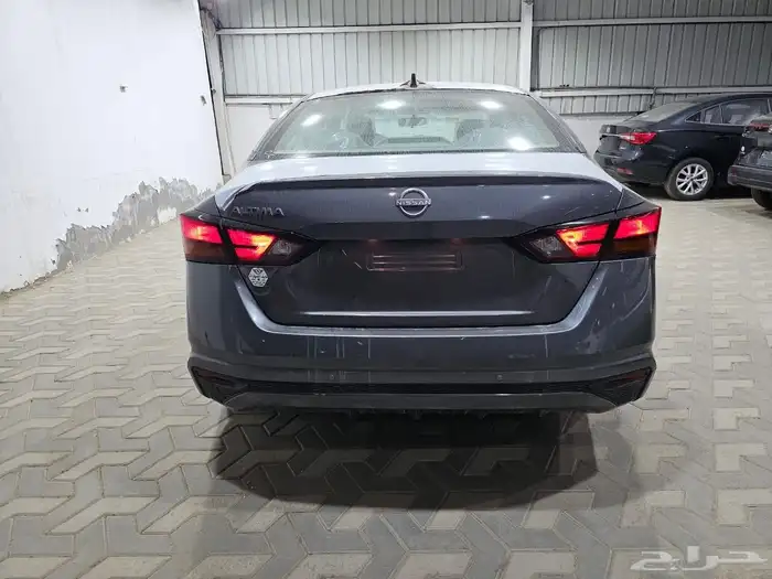 نيسان التيما استاندر موديل 2025 9